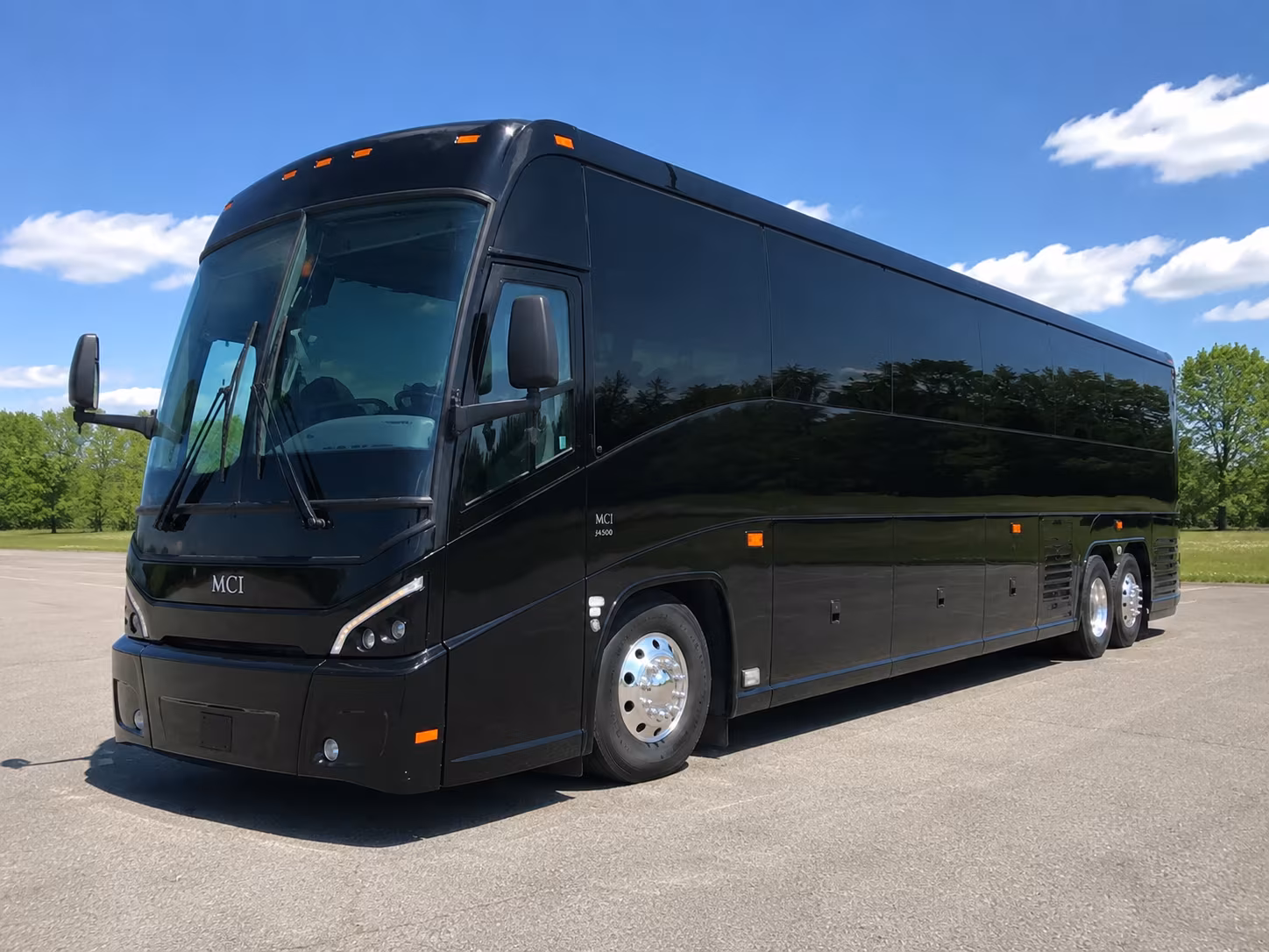 choosing the right bus size for your tustin wedding guest list