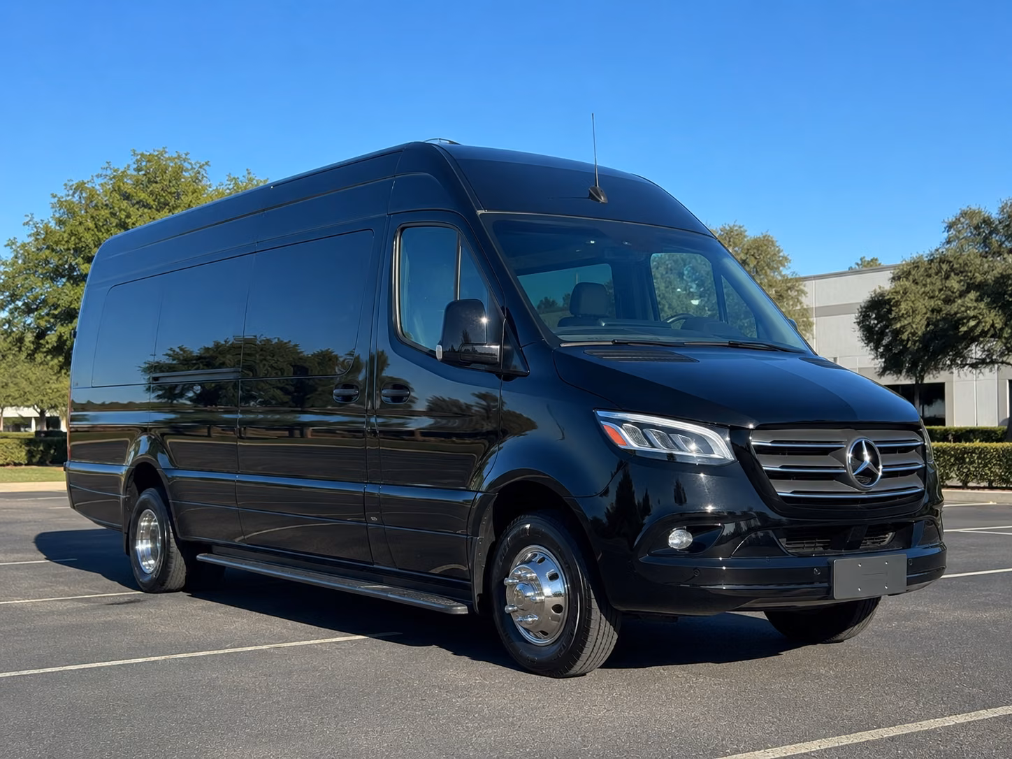 sprinter limos and smaller vehicles for intimate tustin prom groups